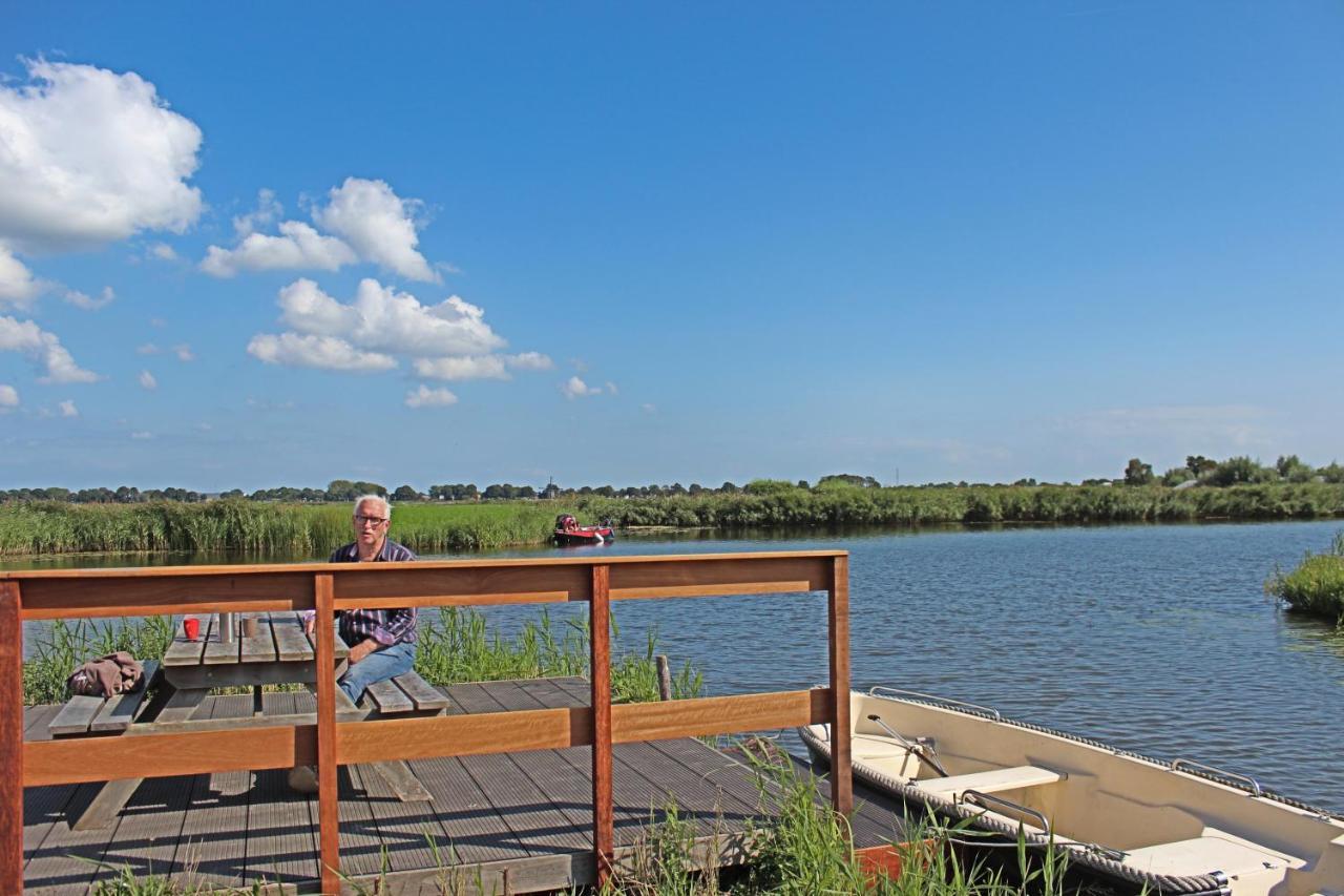 Ferienwohnung Atelieronwater # De Fuut Broek op Langedijk Exterior foto